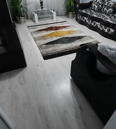 Apartament La Denis Birlad Ngoại thất bức ảnh