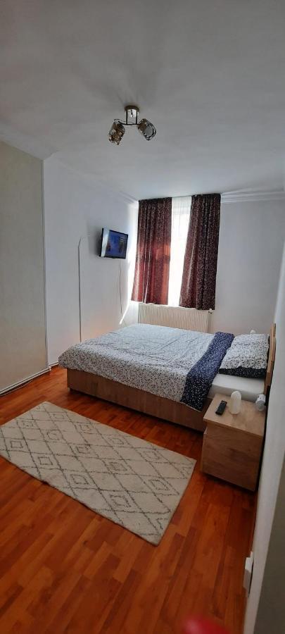 Apartament La Denis Birlad Ngoại thất bức ảnh